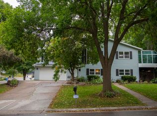 400 Oak St, Mount Horeb, WI 53572