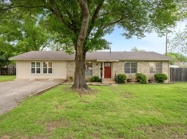 509 E 17th St, Georgetown, TX 78626