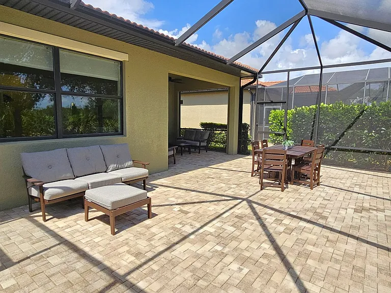 10361 Crooked Creek Dr — Photo 33