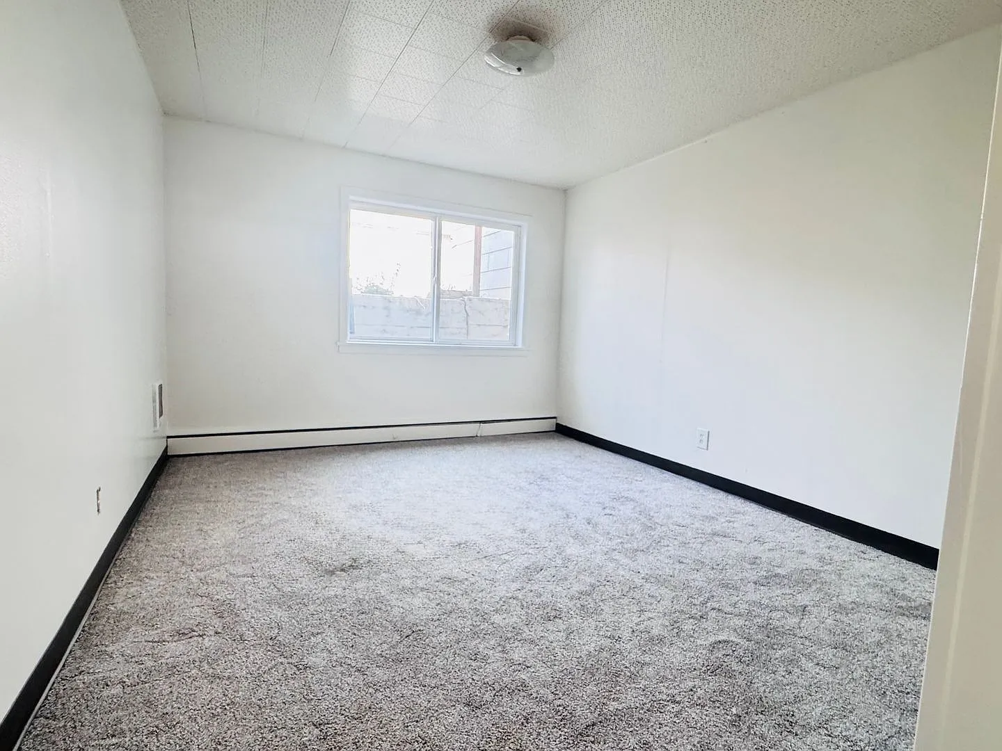4th Street Apartments — Photo 3