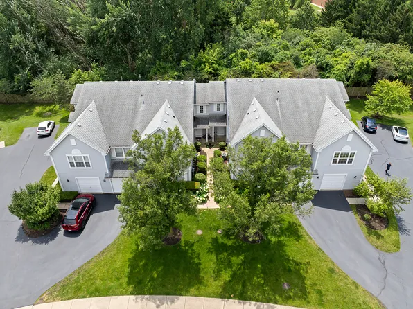 1355 Orleans Dr, Mundelein, IL 60060