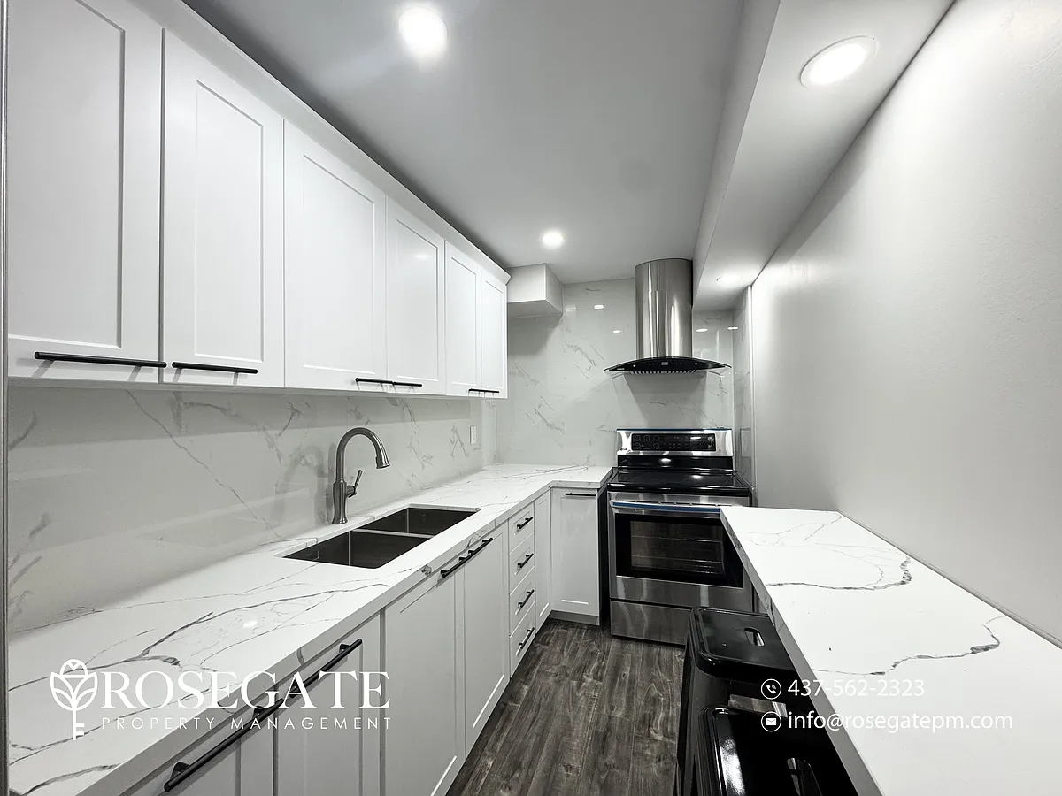 Building Photo - 34 Haywood Dr #2