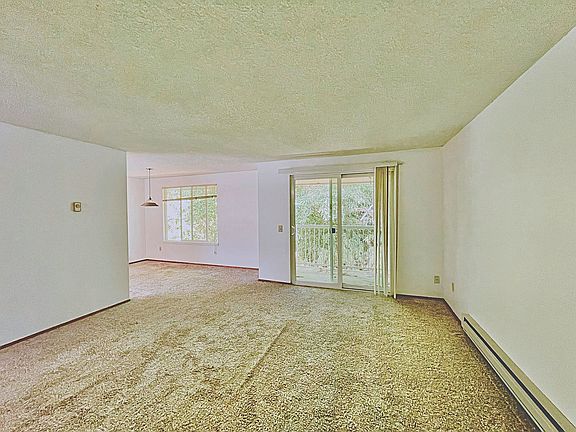 2nd image of 19837 25th Ave NE