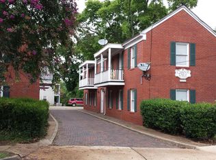 521 1/2 University Dr, Starkville, MS 39759