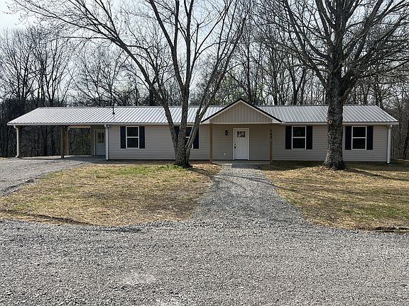 2nd image of 760 Rose Hill Rd