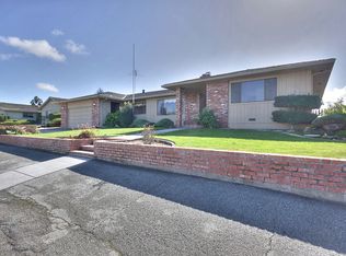 200 Donald Dr, Hollister, CA 95023