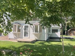 16 Cookingham Rd, Poughkeepsie, NY 12601