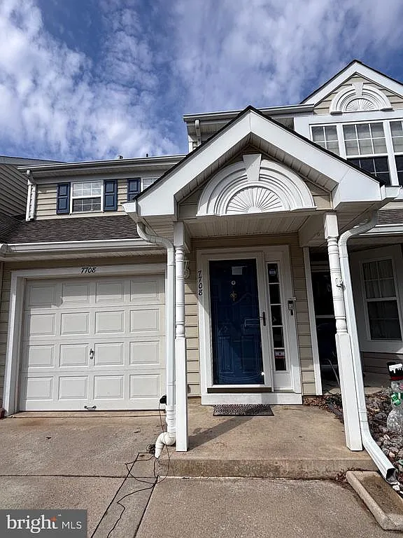 Building Photo - 7708 Normandy Dr