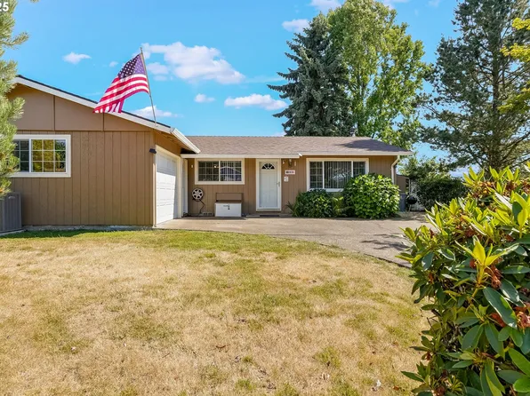 111 NE Gerlinger Ln, Dallas, OR 97338