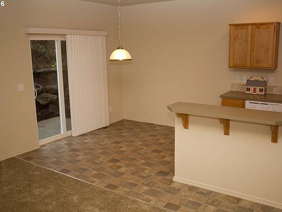 3rd image of 2660 NE 87th Ave