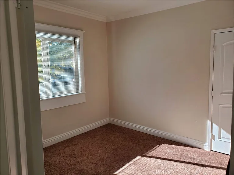 1209 E Central Ave — Photo 10