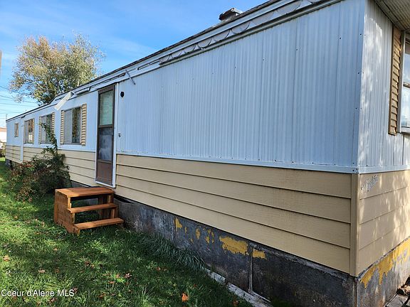 3rd image of 3289 W Box Canyon Dr