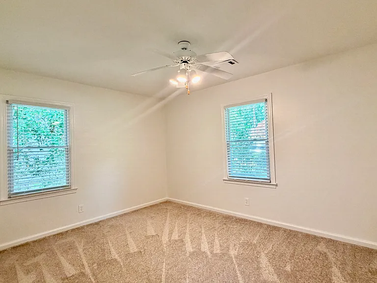 5616 Morris Ave — Photo 12