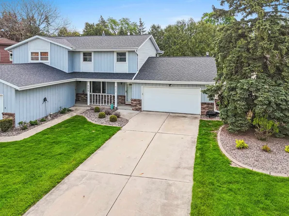 422 Silver Spring Dr #5, Green Bay, WI 54303