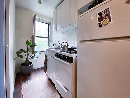 Rented by Oxford Property Group | media 16