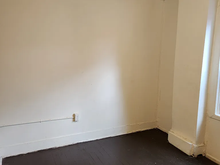 1017 S Duke St — Photo 14