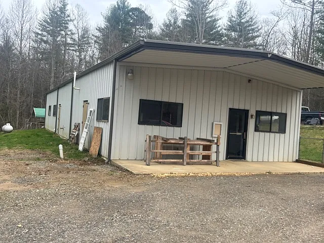 Gold Branch Rd — Photo 1