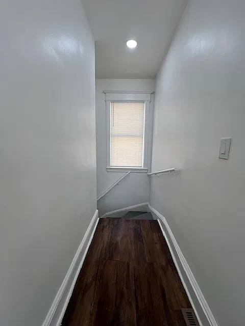 63 Winant St — Photo 2