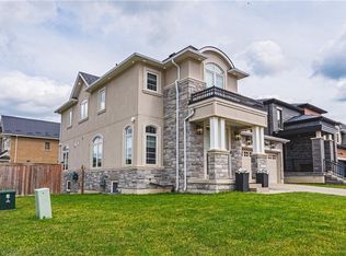 55 Robarts Dr, Hamilton, ON L9K 0H5