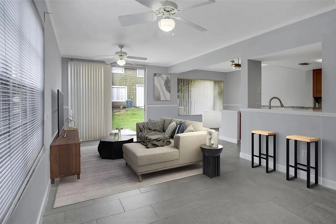 603 Coconut Palm Way — Photo 1