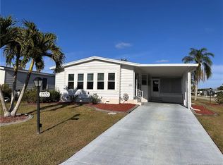 8530 Lidflower Ct, Port Saint Lucie, FL 34952