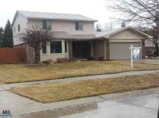 11835 Steven Dr, Sterling Heights, MI 48312