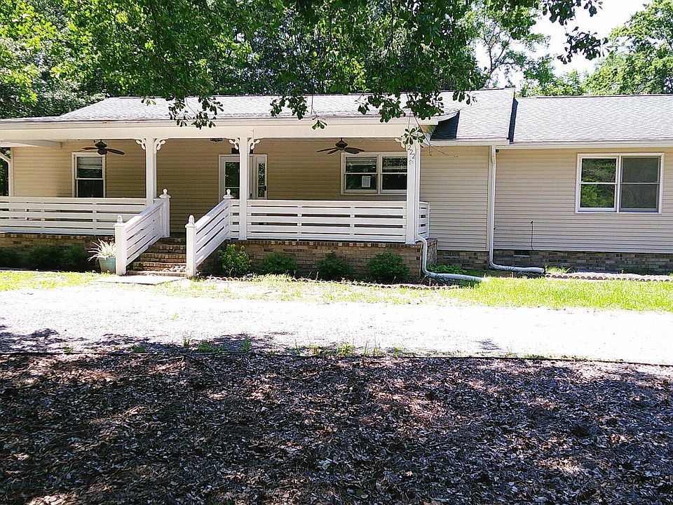 1st image of 222 Fiddie St