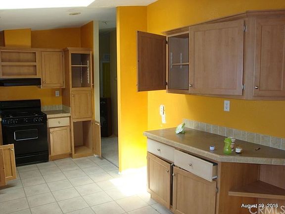 4th image of 6794 Alpine Ave