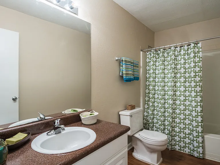 Dunwoody Pointe — Photo 30