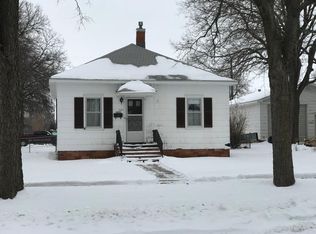204 E 11th St, Grand Island, NE 68801