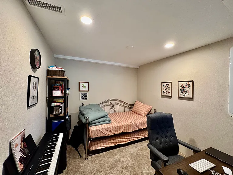 15130 SE 47th Pl — Photo 14