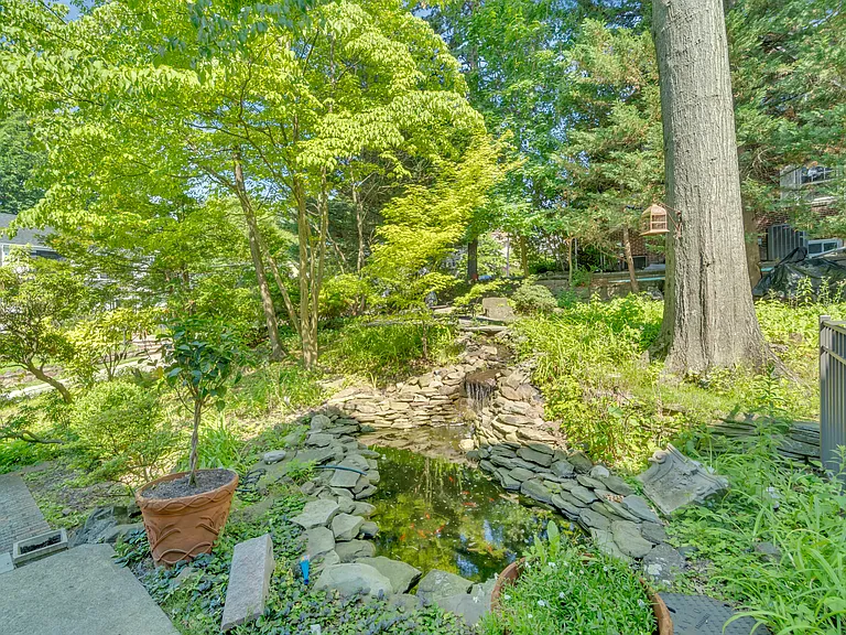 155 Paulin Blvd — Photo 37