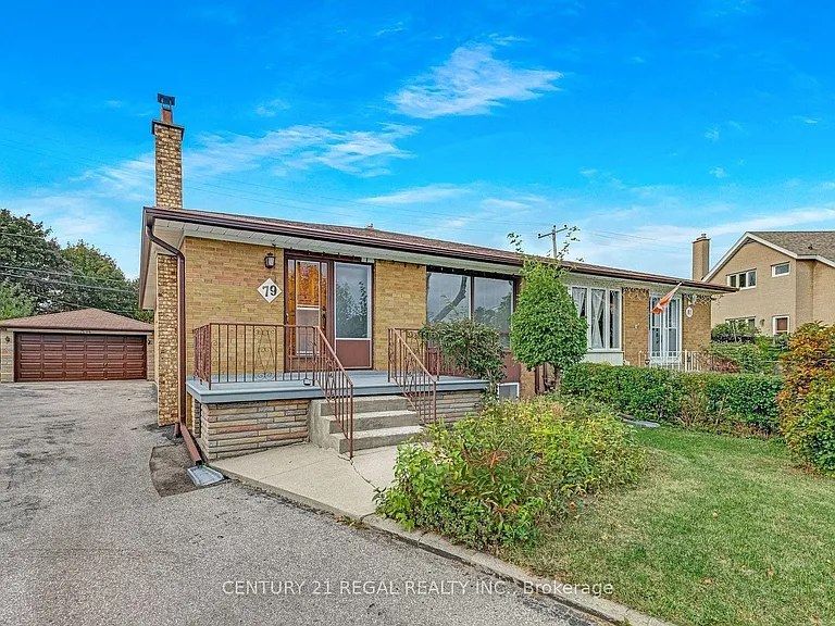 79 Combermere Dr — Photo 2