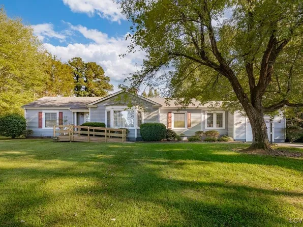 921 S Broad St, Kenbridge, VA 23944