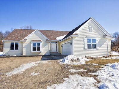 7241 Walczak Rd, Franksville, WI, 53126