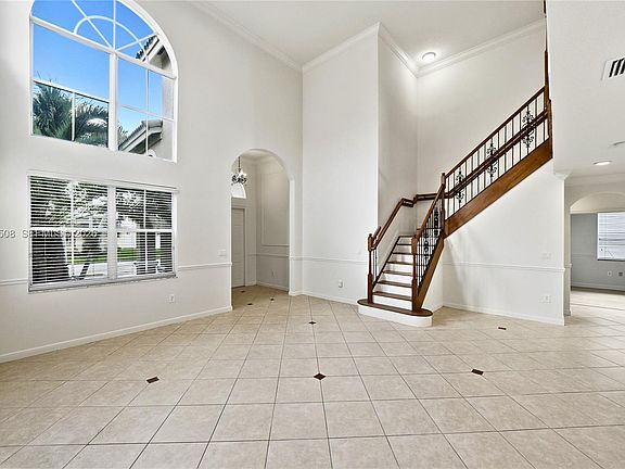 5th image of 2388 SW 127th Ave