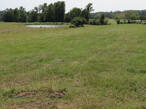 4th image of 221 County Road 2738