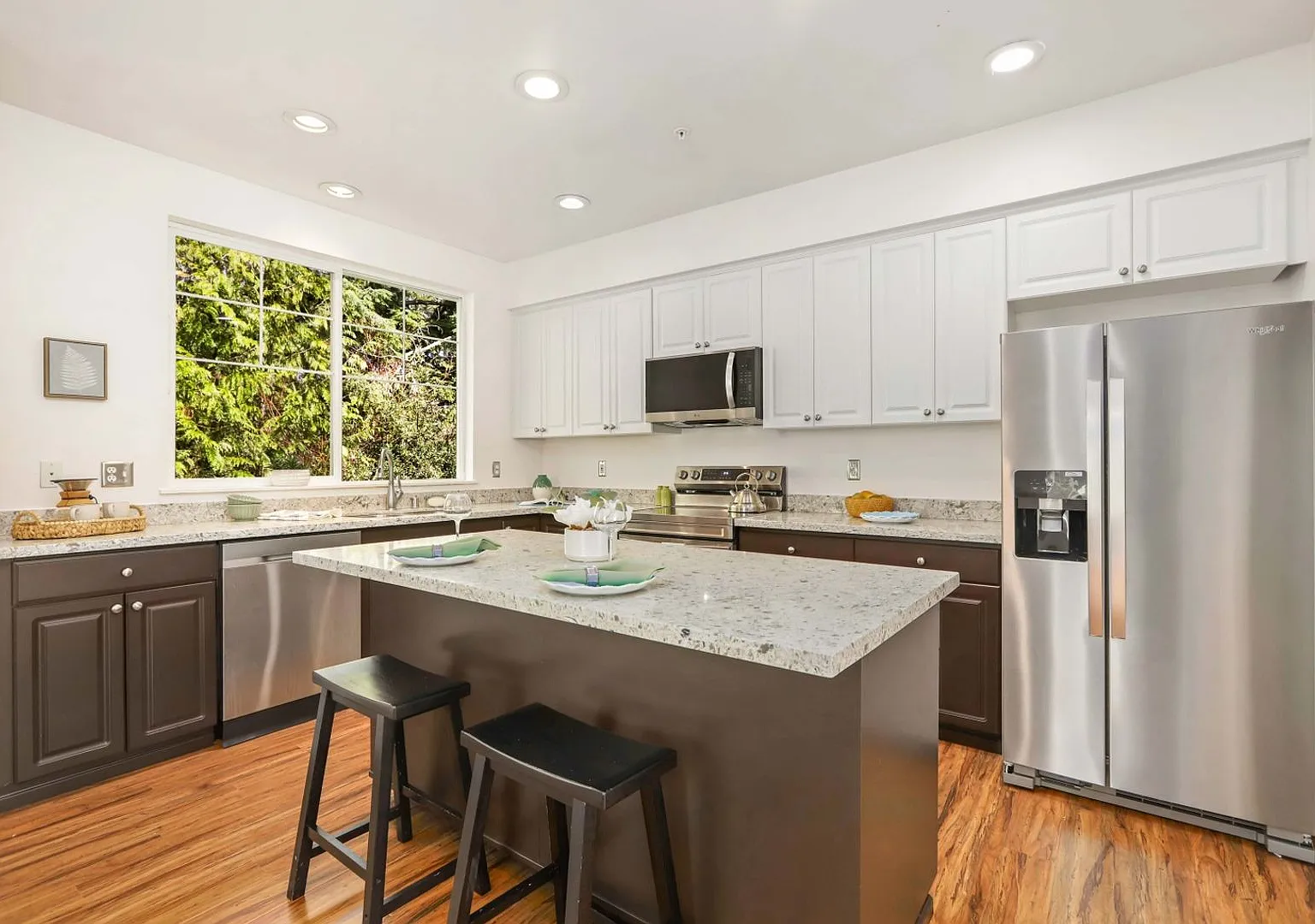 Rare Oversized Garage | Nature Preserve Views | Near Paine Field in Everett — Photo 3