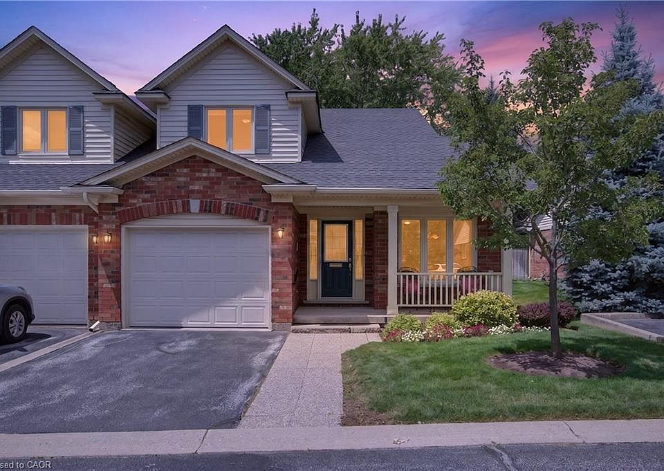 1st image of 581 Dynes Rd #2