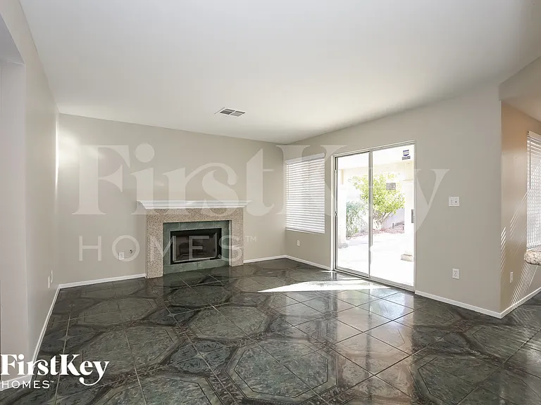 1455 Heather Ridge Rd — Photo 6