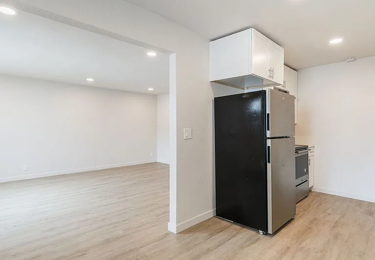 317 Tremont St #5 — Photo 12