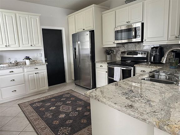 5th image of 3776 San Simeon Cir