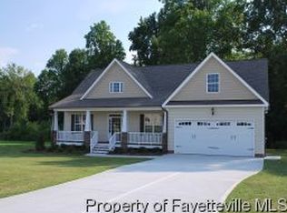 316 Braddock Dr, Lillington, NC 27546