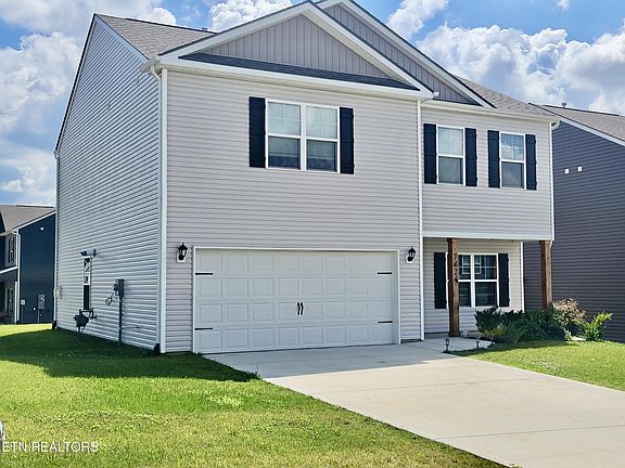 3rd image of 7424 Grey Flannel Ln