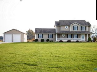 15673 Gorrill Rd, Bowling Green, OH 43402