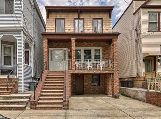 17 E 28th St, Bayonne, NJ 07002
