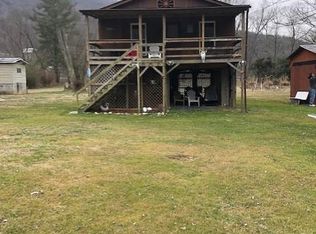 55 Minnow Ln, Pence Springs, WV 24962