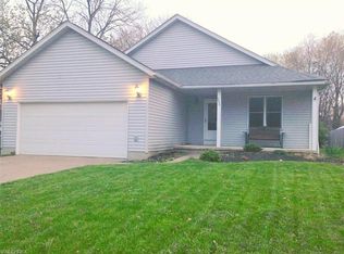 236 N Avon Ave, Wadsworth, OH 44281