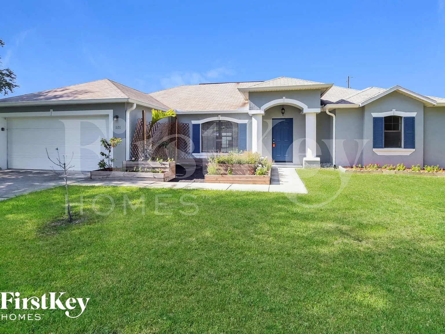 3 bed, 2.0 bath, 1875 sqft, $2,020 — Photo 2
