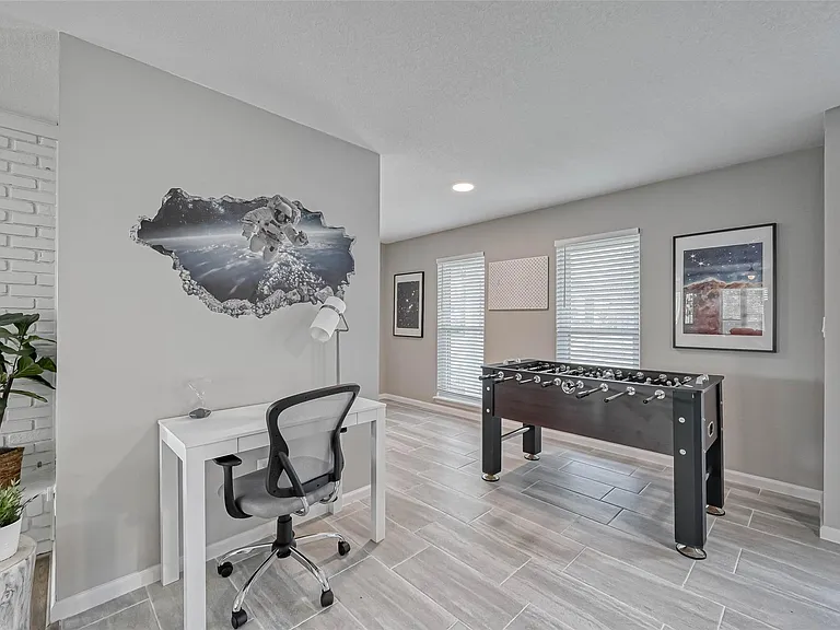 1310 Antigua Ln — Photo 3